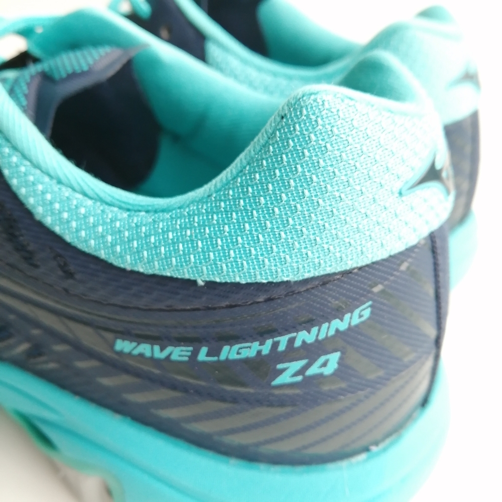 Mizuno Wave Lightning Z4 Womens Shoe - Picture 6 of 8